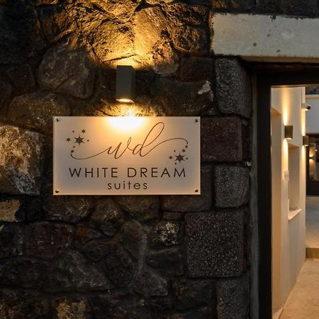 White Dream Suites Фира Екстериор снимка