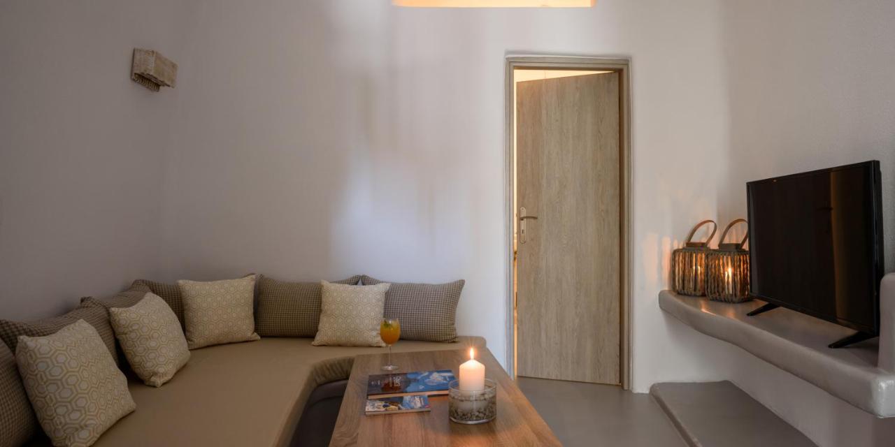 White Dream Suites Фира Екстериор снимка