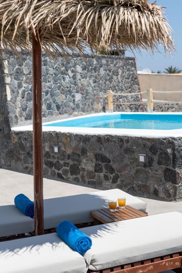 White Dream Suites Фира Екстериор снимка